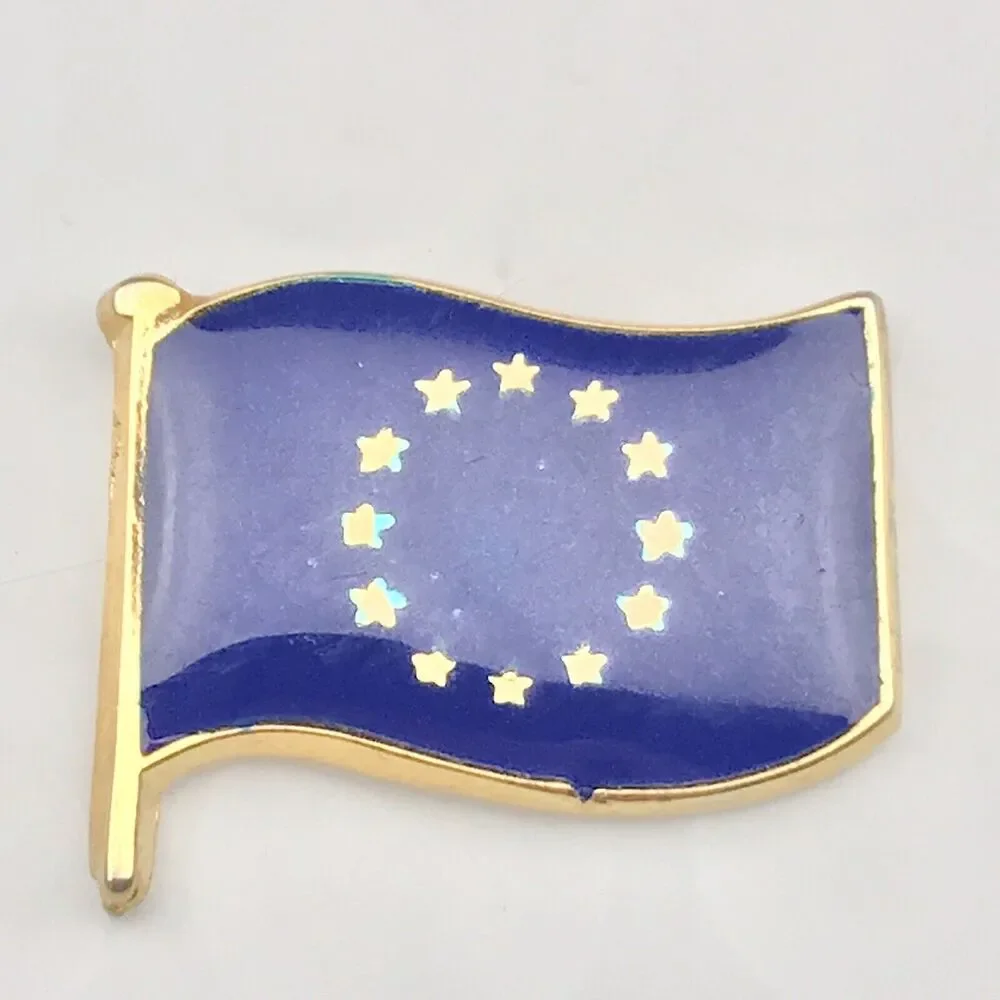 United Europe Flag Pin Brooch Vintage Gold Tone European Union
